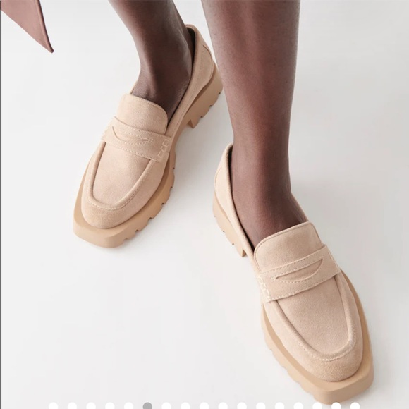 Dolce Vita suede loafers size 8.5 - Picture 1 of 5